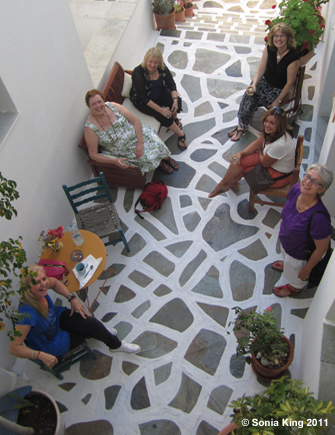 Mosaic workshop in Greece with Sonia King